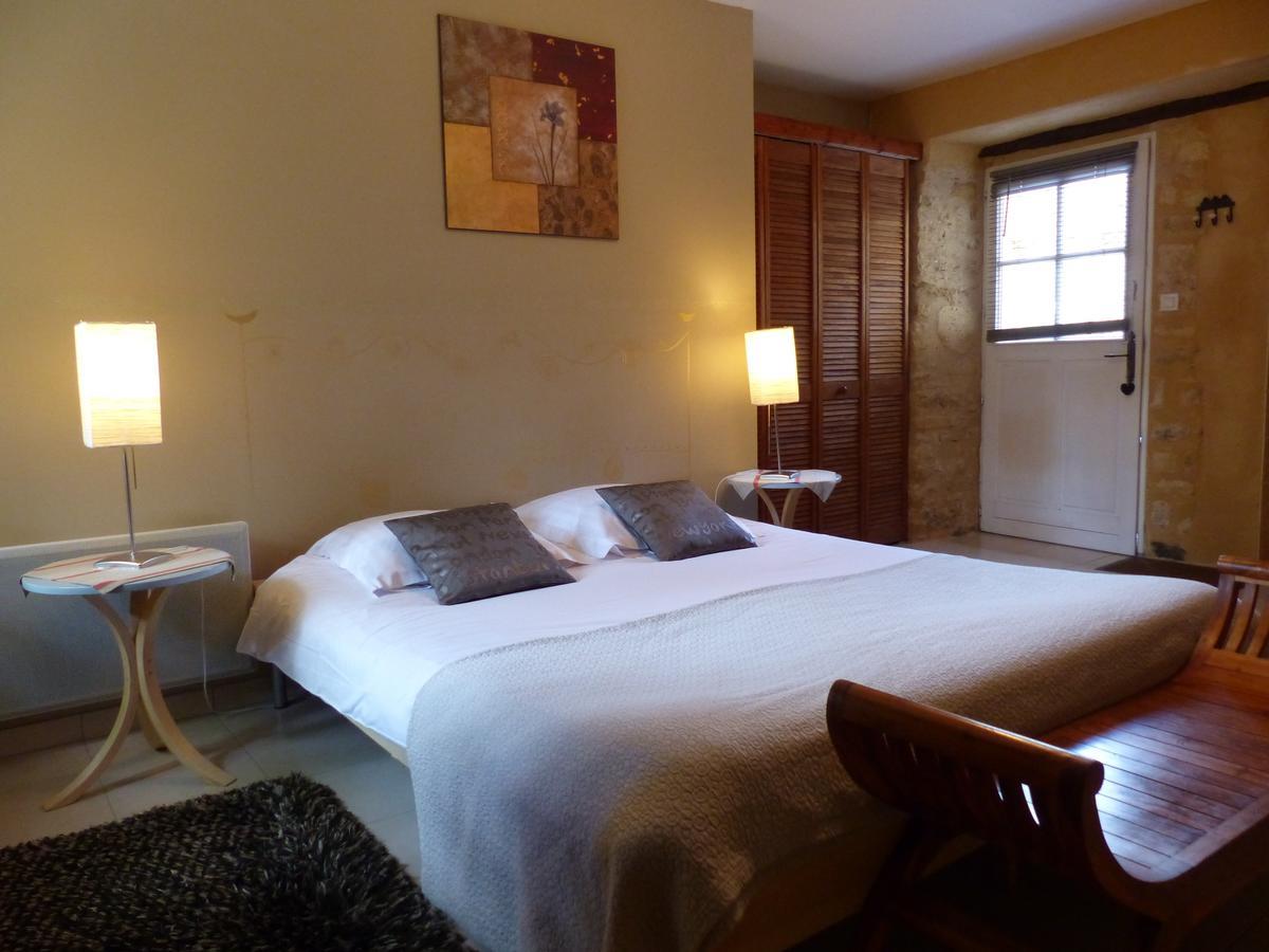 Chambres D'Hotes Les Boudines Saint-Germain-de-Belves ห้อง รูปภาพ